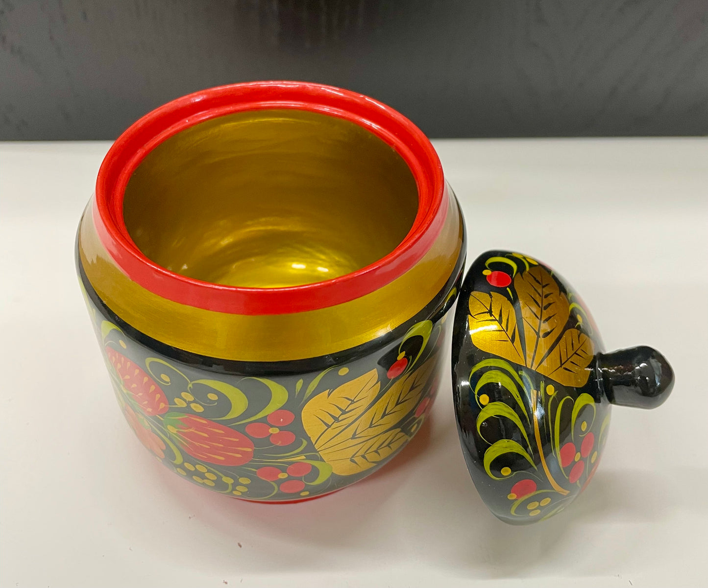 ホフロマ塗り 蓋つき小物入れ(12×9㎝)