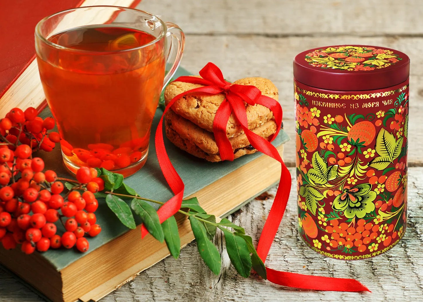 円筒缶入りセイロン紅茶 （ホフロマ風）